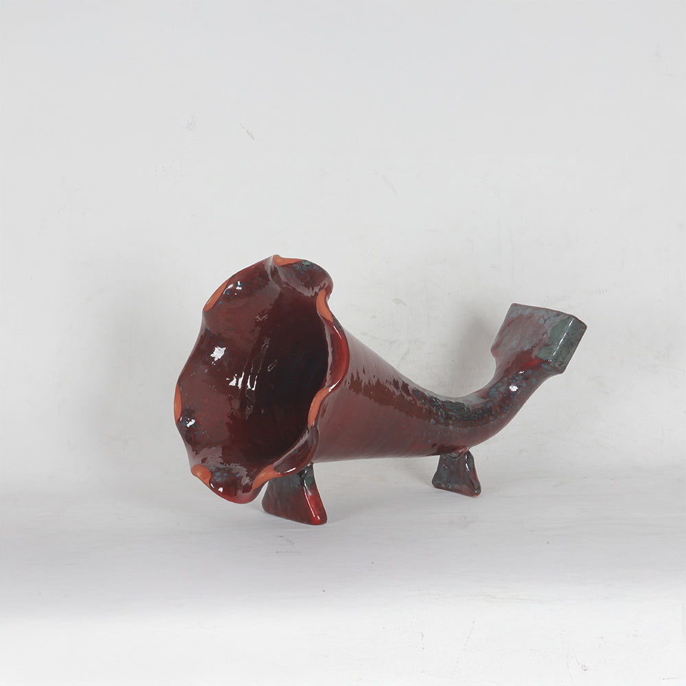 Maroon Horn Ceramic Phone Amplifier